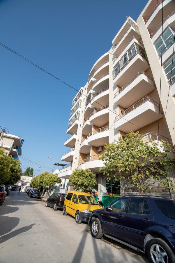 Ami Apartament Vlorë Buitenkant foto
