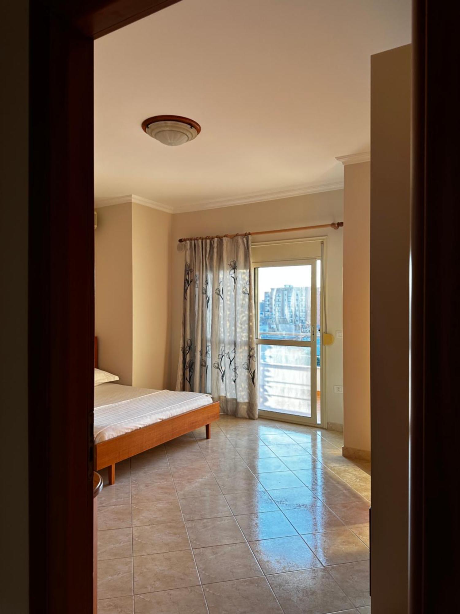 Ami Apartament Vlorë Buitenkant foto